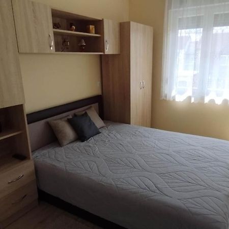 Lea Apartman Harkan Exterior foto